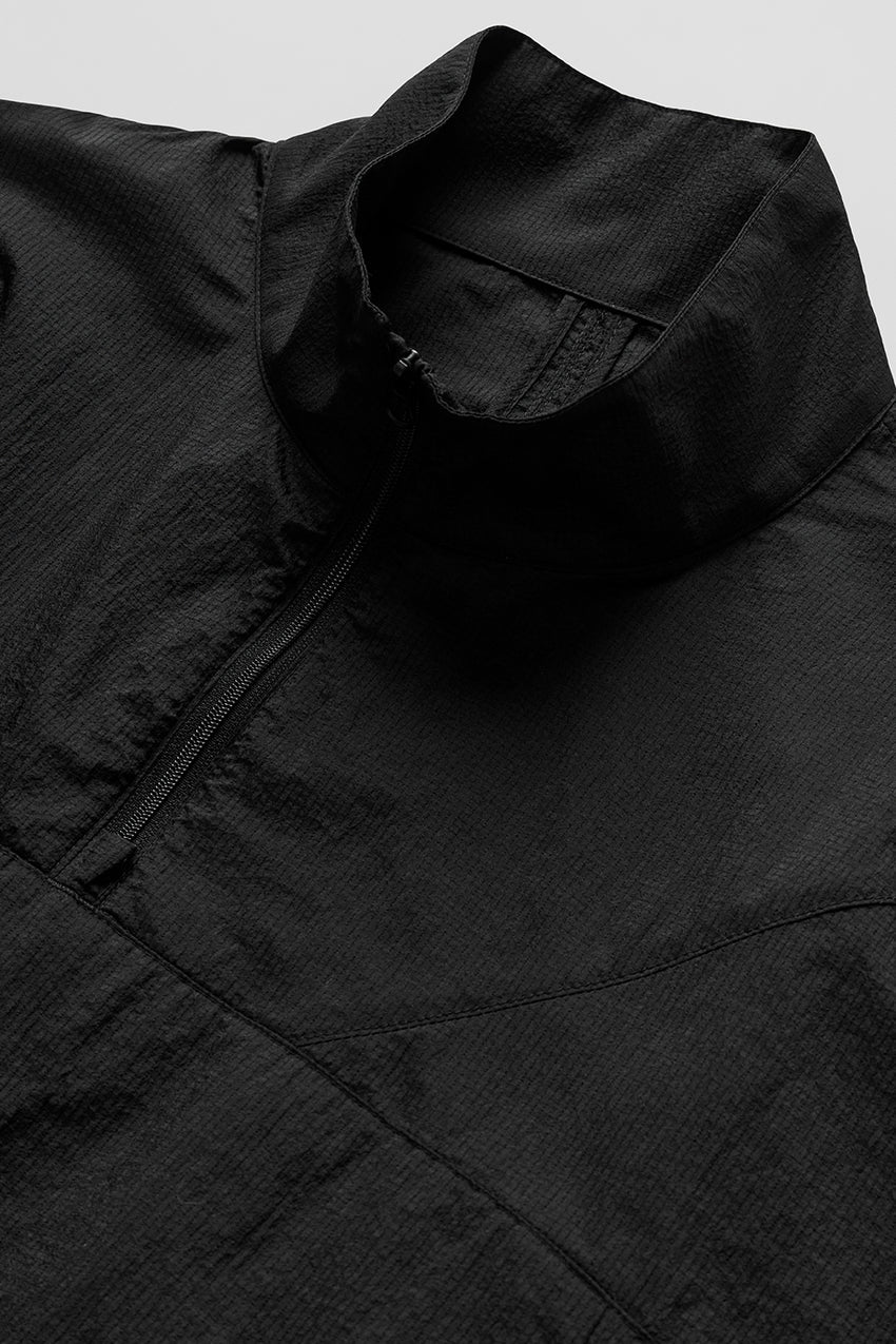 Cropped 1/4 Zip Aerial Pullover - Black